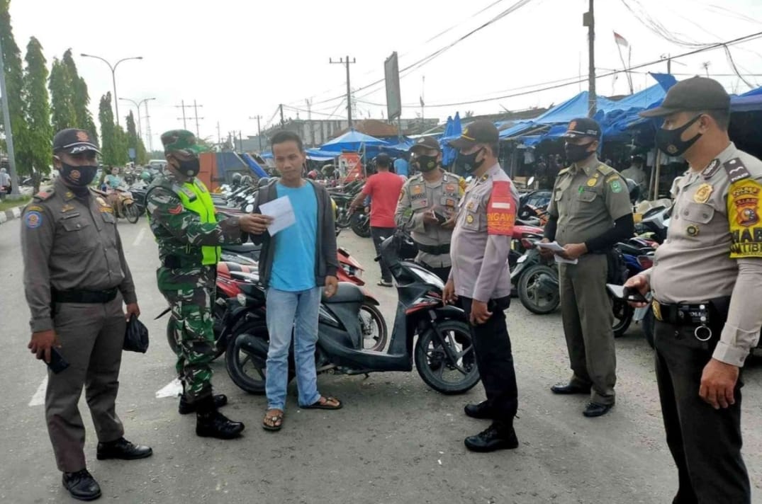 Dampingi Warga Buat Pernyataan, Koptu Deddy Ingatkan Masyarakat Patuhi Prokes