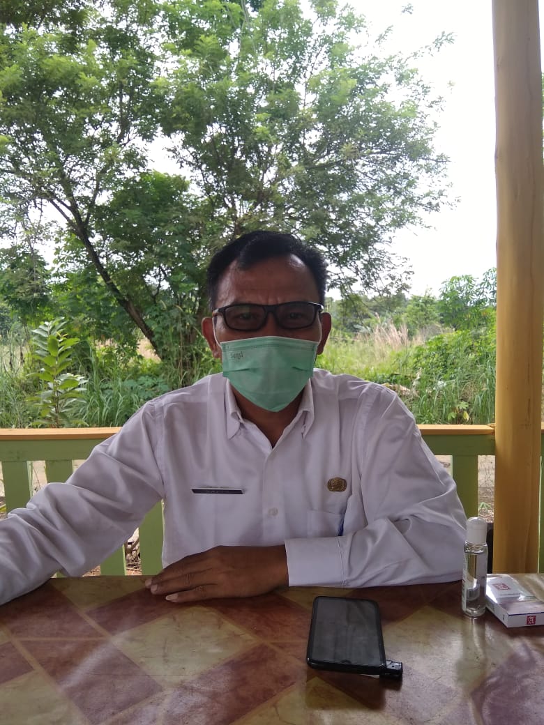 Cegah Covid-19, Zalik Efendi Wajibkan Masyarakat Pakai Masker di Pasar Tuah Serumpun