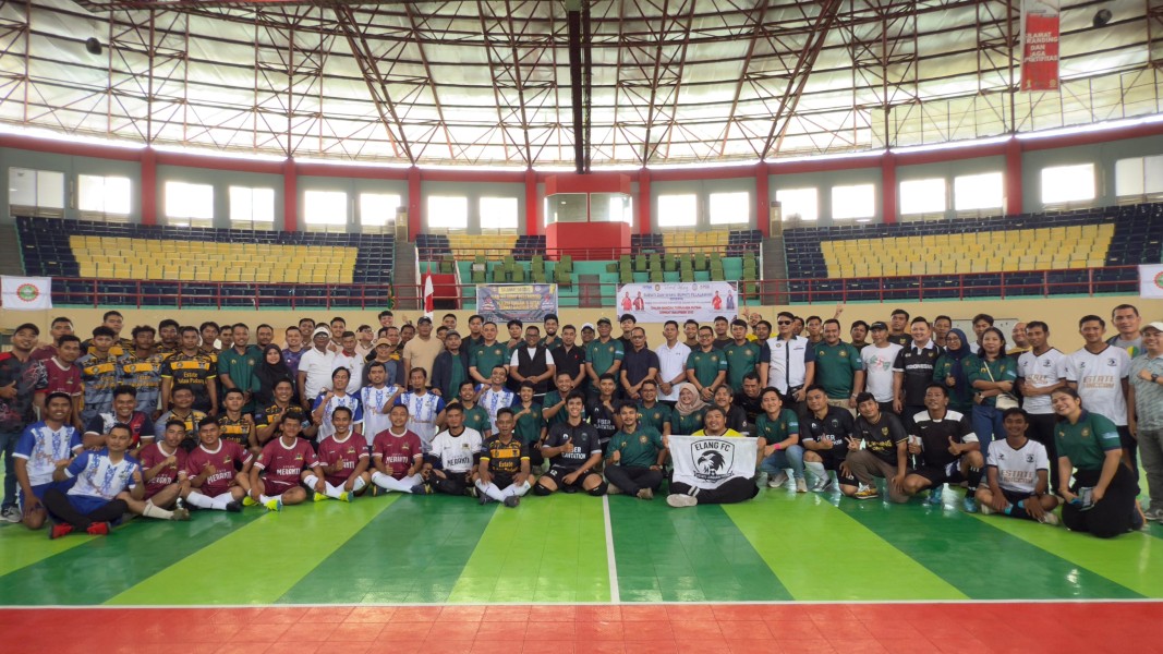 Buka Turnamen Futsal Serikat Riau Fiber, Bupati Zukri Sebut Olah raga Menyehatkan dan Meningkatkan Silaturahmi