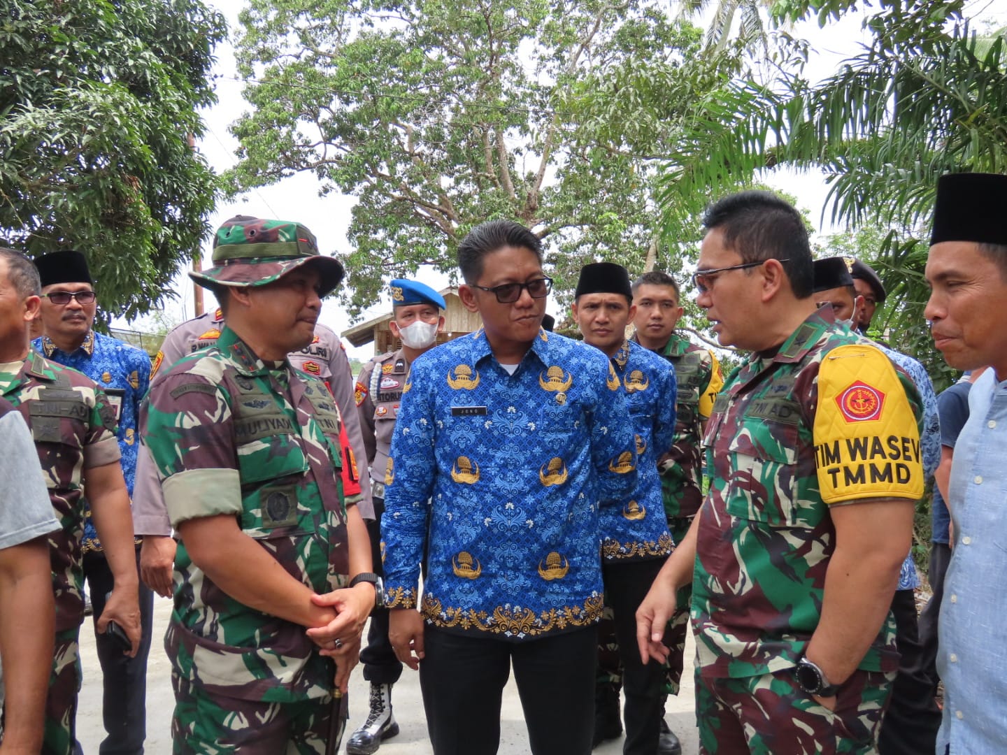 Waaster KASAD Brigjen Doni Hutabarat Tinjau Lokasi TMMD ke 115 Kodim 0313/KPR di Teluk Meranti