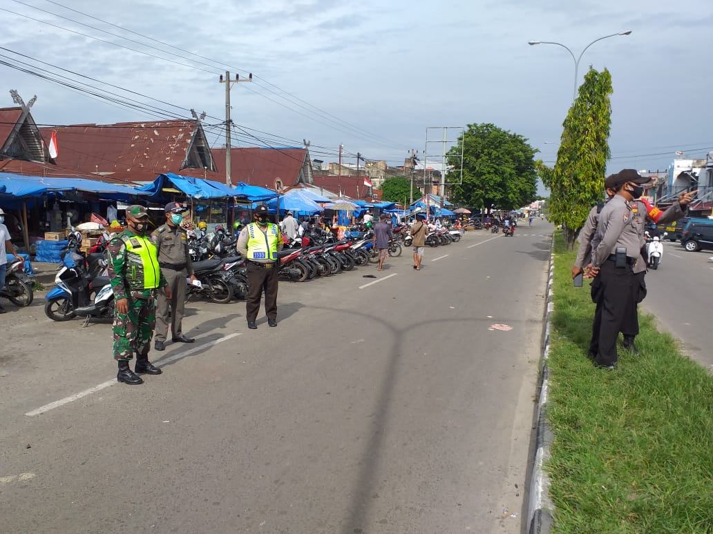 Pelanggar Prokes di Pasar Tuah Serumpun Buat pernyataan