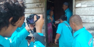 PJI Rohil Salurkan Bantuan Paket Sembako Kepada Warga Kurang Mampu