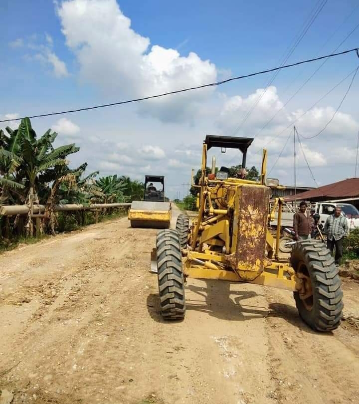 Jalan Lintas Kubu Tuntas Diperbaiki