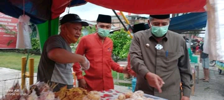 Berburu Takjil, Alfedri Ingatkan Warga Patuhi Prokes