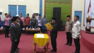 Bupati Lantik Pengurus Baznas Pelalawan Periode 2017-2022