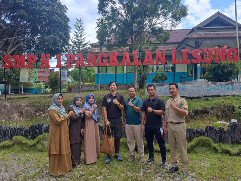 Dukung Program Pendidikan, PT. SLS Beri Bantuan Insentif Guru Honorer