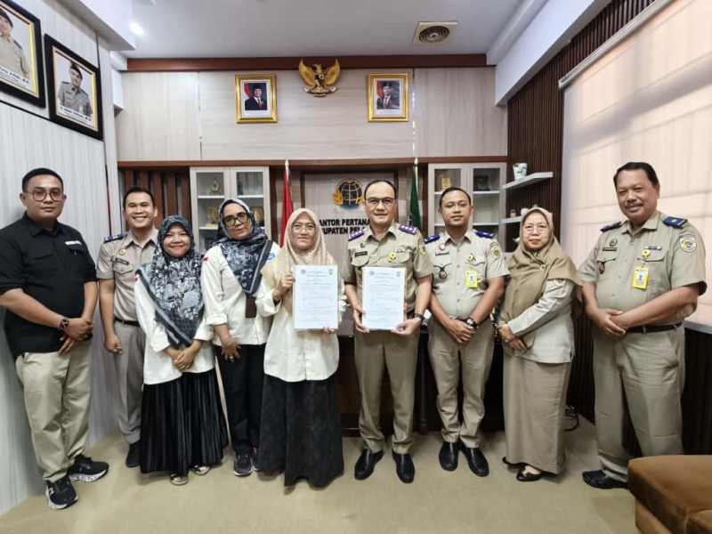 Kantor Pertanahan Kabupaten Pelalawan dan SLBN Pelalawan Tandatangani Perjanjian Kerjasama untuk Tingkatkan Layanan Inklusif