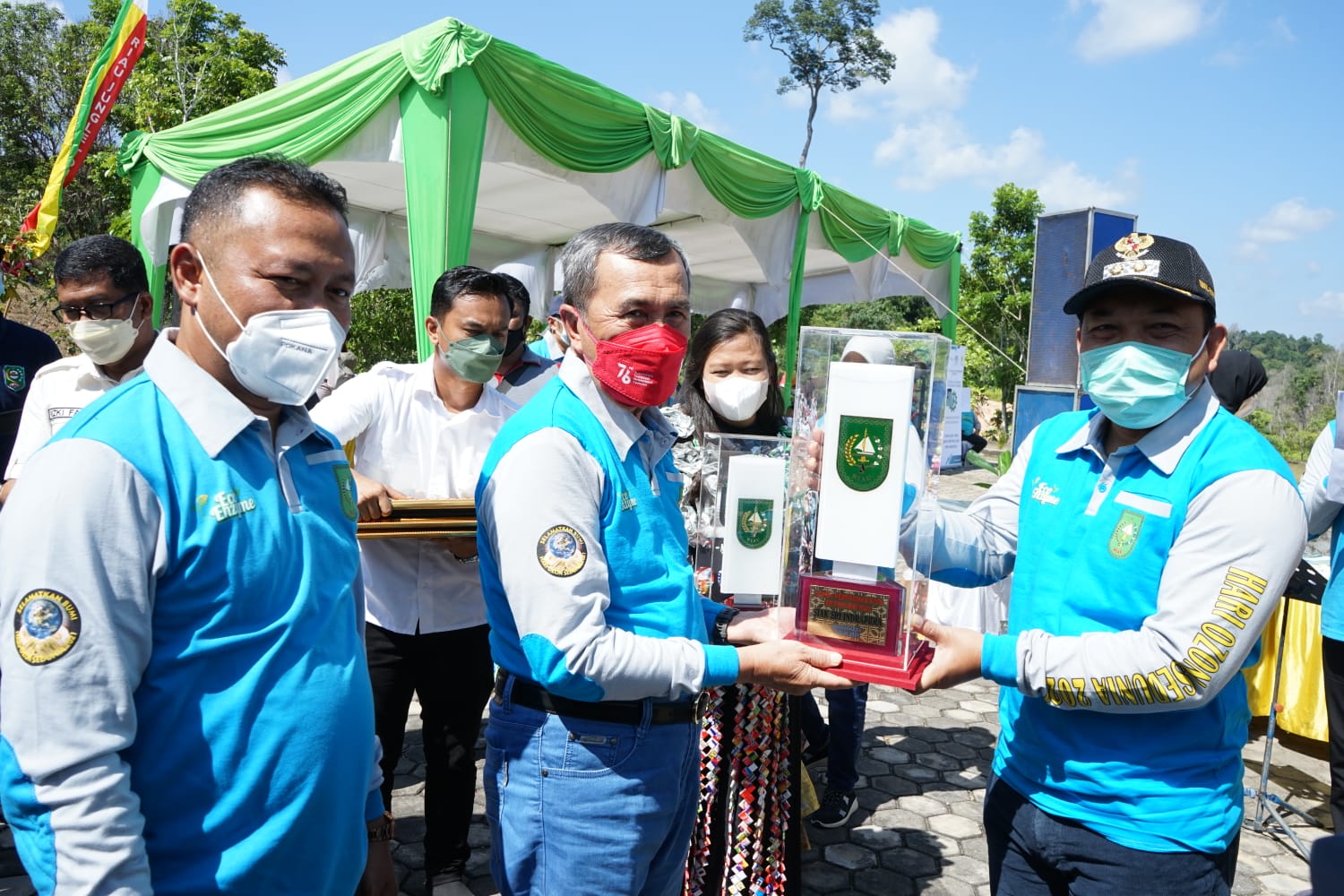 Didaulat Sebagai Kota Terbersih di Riau, Siak Terima Piagam Penghargaan Dari Gubernur