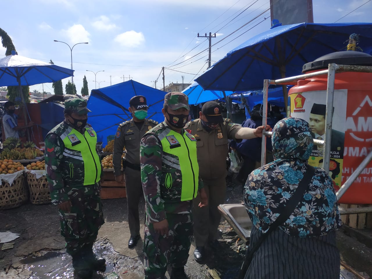 Kendati Ikuti Prokes, Serda Venus Luberto Tetap Arahkan Masyarakat Untuk Cuci Tangan