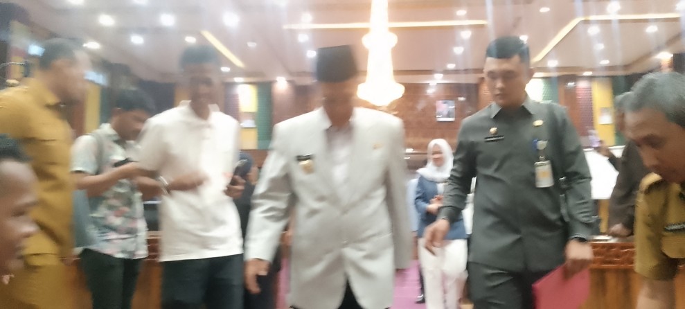 Jawab Pemerintah Rohil Pandangan Umum Terhadap Fraksi Atas Pertanggung Jawaban RAPBD 2025, Ini Jawaban Sekda Rohil