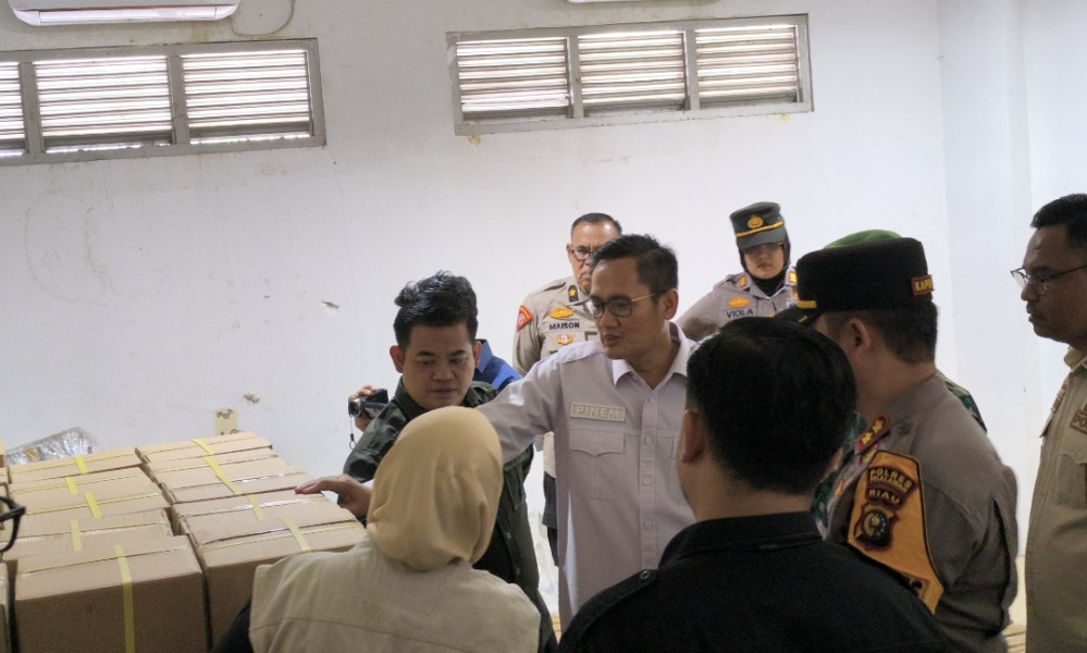 Surat Suara Untuk Pilkada Pelalawan 2024 Mulai Dilipat, Ini Pesan Pjs Bupati