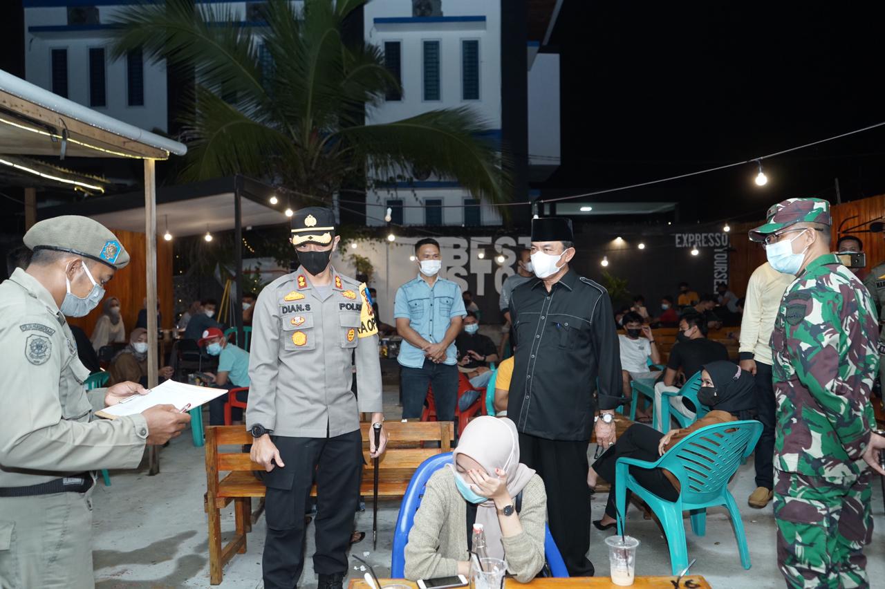 Antisipasi Klaster Baru, Bupati Inhil Anjurkan Protkes Saat Bukber