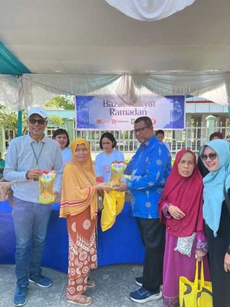 Berkah Bazar Minyak Goreng Murah PT IKPP Perawang Bikin Senyum Ribuan Warga