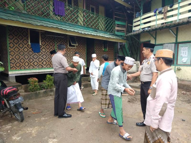 Pererat Silaturahmi, Karo SDM Polda Banten Sambangi Kediaman Ustad Dodo Murtado