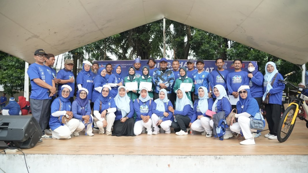 HUT Ke 25 Partai Demokrat Siak Gelar Lomba Senam dan Permainan Rakyat  Syamsurizal : Wujud nyata komitmen Demokrat untuk terus hadir di tengah masyarakat