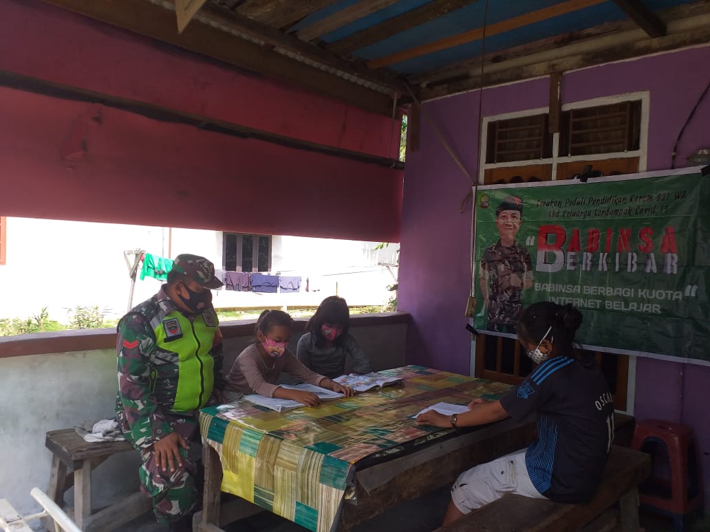 Sudah Bimbing Belajar Daring, Ivan Ucapkan Terimakasih Kepada Koptu K Manullang