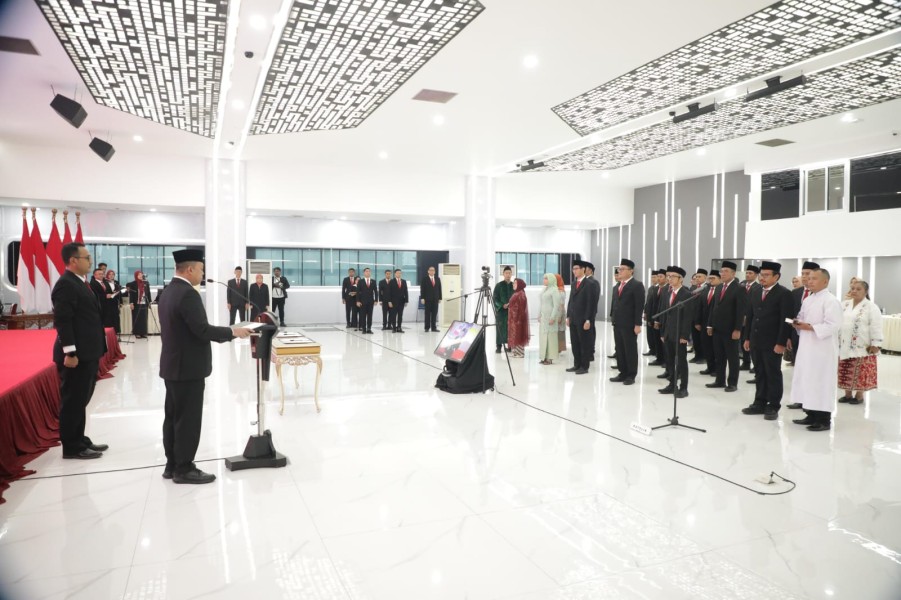 Lantik 804 Pejabat, Menteri Nusron: Pelantikan Berkala Cerminkan Organisasi yang Sehat