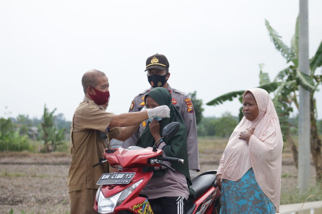 Satgas Covid-19 Sungai Mandau Wajibkan Masyarakat Pakai Masker Saat Beraktivitas