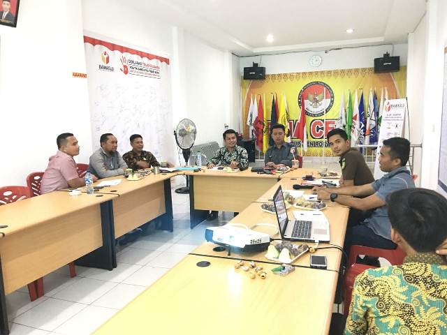 BAWASLU Rokan Hilir Dalami Dugaan Caleg Petahana Bagi-Bagi Sembako Dipengungsian Korban Banjir