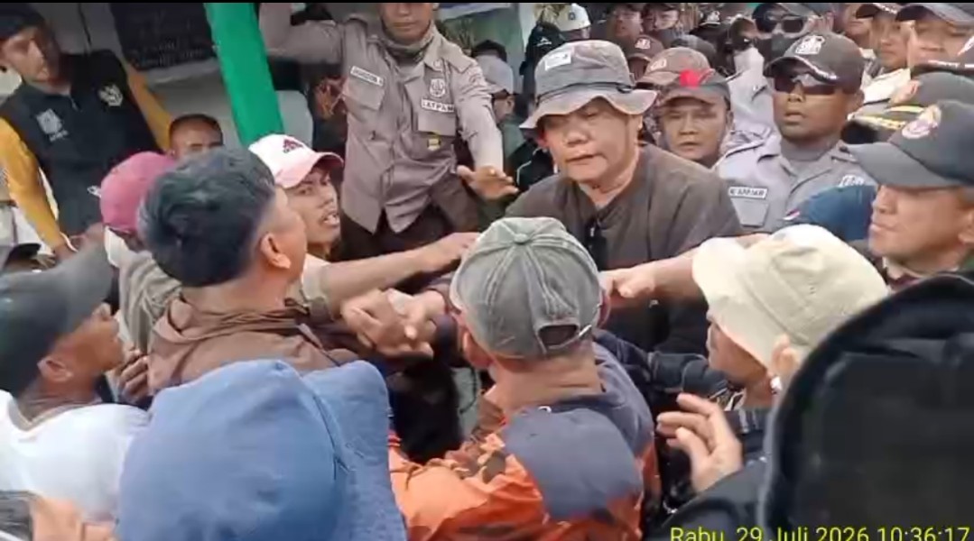 Diduga Kangkangi UU dan Kewajiban, PT. THIP di Demo Ribuan Masyarakat