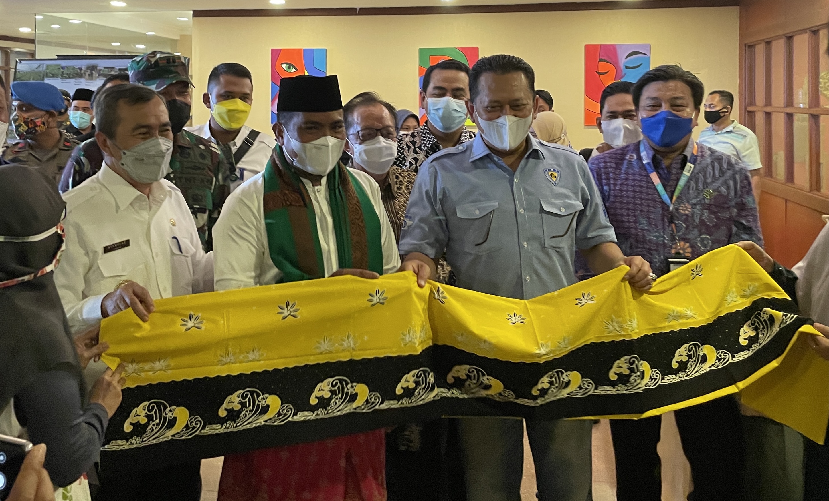 Kunjungi PT RAPP, Ketua MPR-RI Dorong Swasta Gerakkan Ekonomi di Masa Pandemi