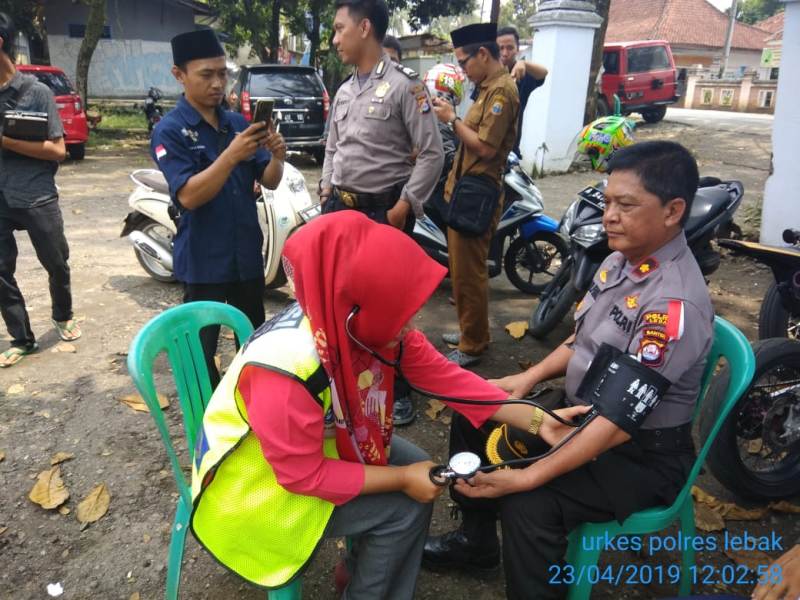 Biddokes Polda Banten Berikan Pelayanan Kesehatan Personil Pengamanan Pemilu