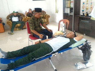 Kejari Rohil Gelar Bhakti Sosial Donor Darah Bersama Rekan Pers