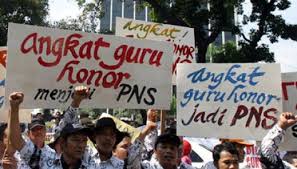 Presiden Jokowi Kecewakan Ribuan Guru Honorer
