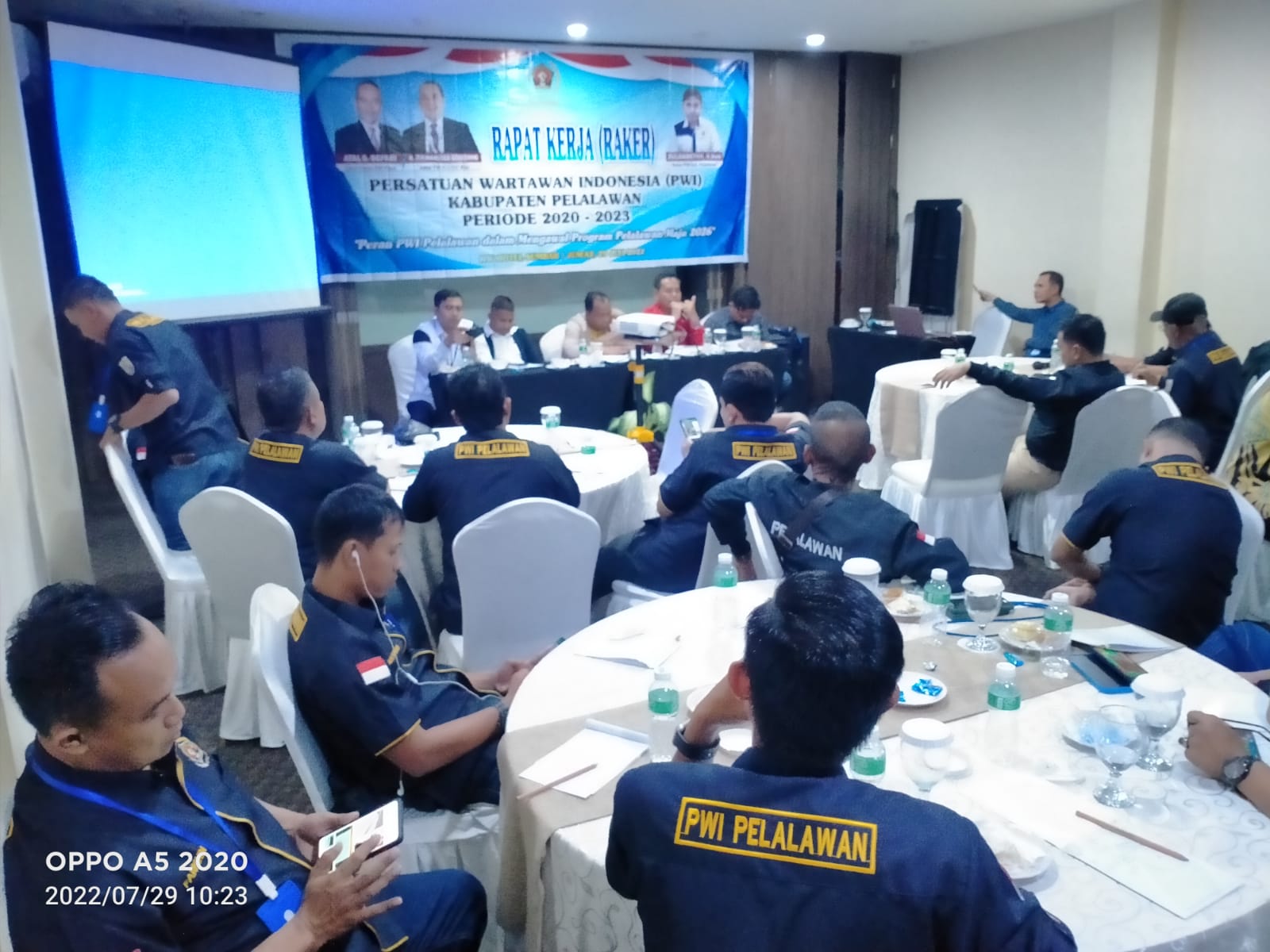 Raker PWI Pelalawan di Padang, Ini Tanggapan Para Panelis