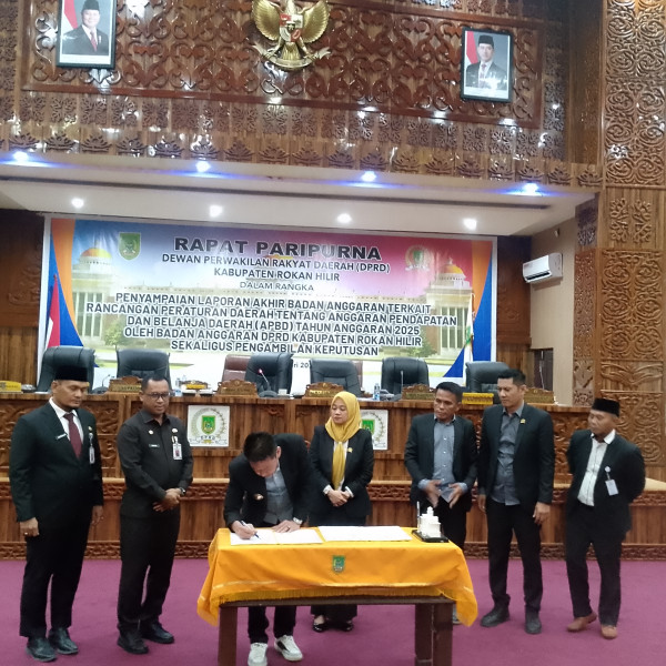 Disetujui DPRD Rohil APBD 2025 Rp 2,6 Triliun