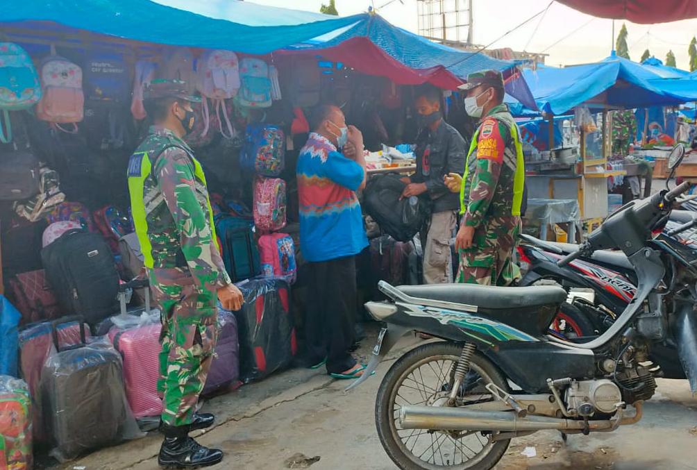 Sisir 5 Tempat, Sertu Alexander Sigalingging Jaring 4 Warga Tidak Gunakan Masker