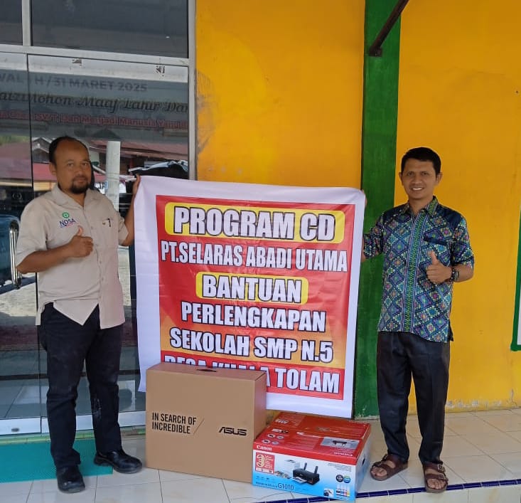 PT SAU Serahkan Bantuan Seperangkat Komputer ke SMPN 5 Pelalawan Desa Kuala Tolam