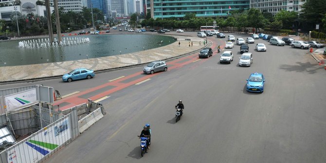 Ahok pangkas waktu larangan motor lintasi Thamrin-Merdeka Barat