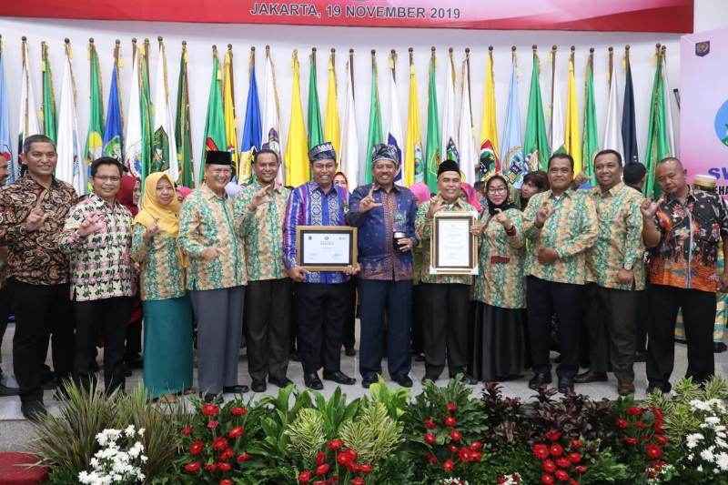 Satu-satunya di Riau, Pemkab Siak Terima Anugerah Swasti Saba Kategori Wiwerda Tahun 2019