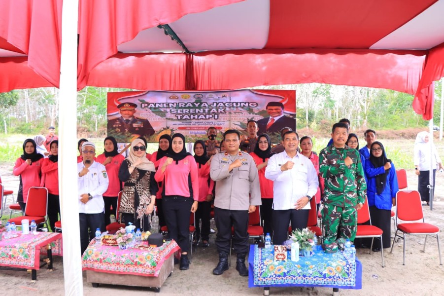 Dukung Ketahanan Pangan ,Ketua DPRD Rohil Hadir Zoom Meeting Panen Jagung Serentak