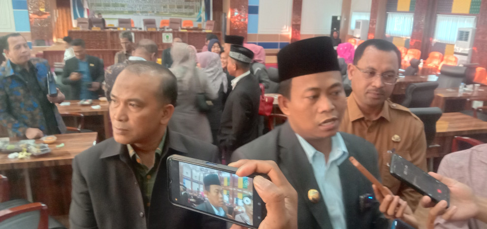 Wakil Bupati Rohil Terima Catatan Rekomendasi DPRD Terkait LKPJ TA 2022