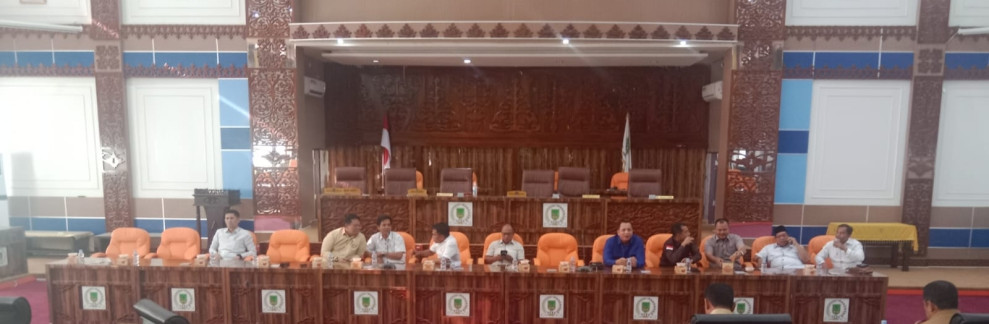 Banggar DPRD Rohil Bersama TAPD Bahas Progrees Realisasi APBD 2023