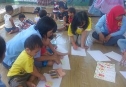 English Reading Program Bantu Ajarkan Bahasa Inggris Anak di Pelalawan