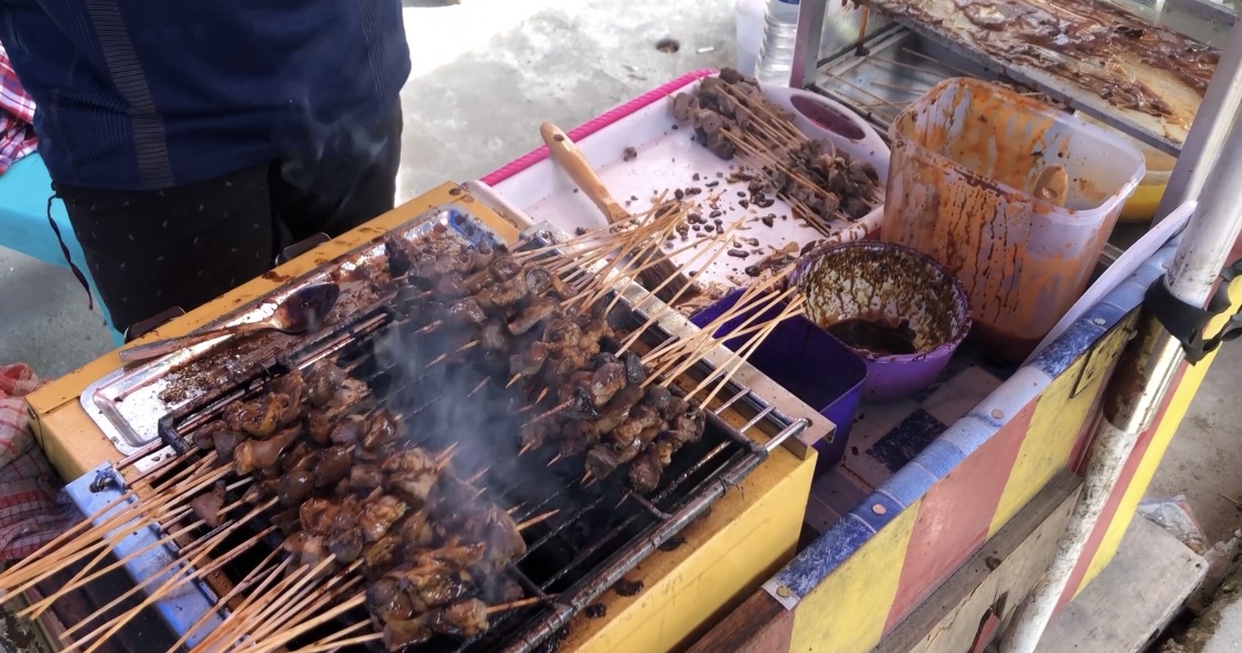 Sate Hati Pasar Sungai Lurar, Rp1000 Per Tusuk