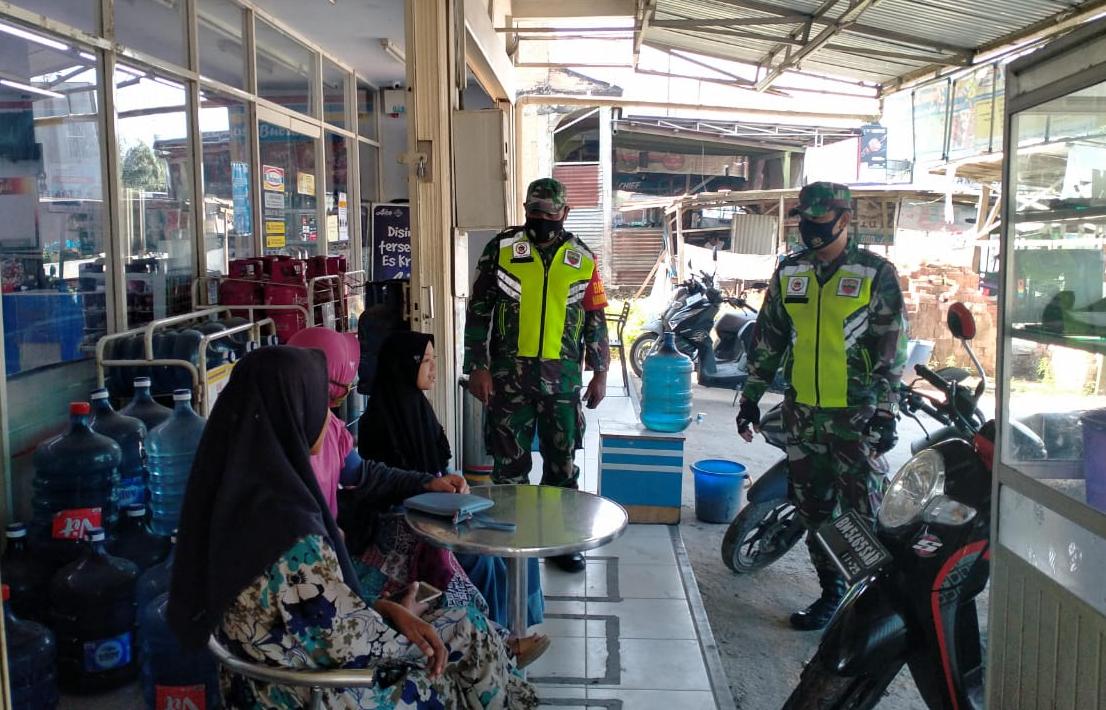 Wajib Prokes, Serma Edy Suprianto Sisir 2  Lokasi di Kota Istana
