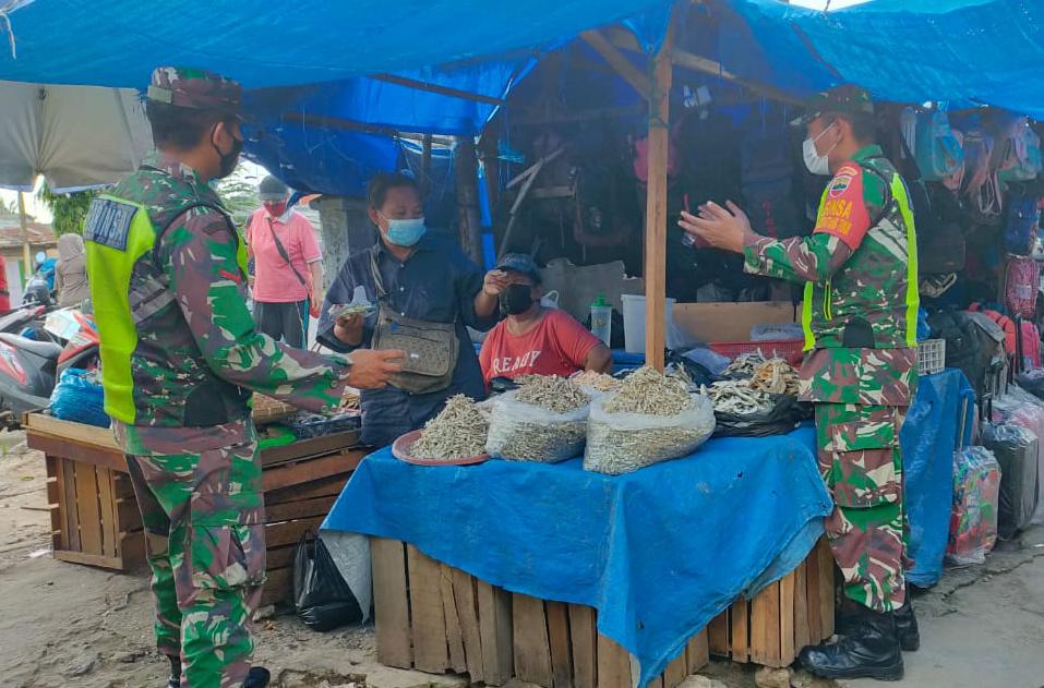 Sertu Alexander Sigalingging Jaring Tiga Warga Tidak Gunakan Masker