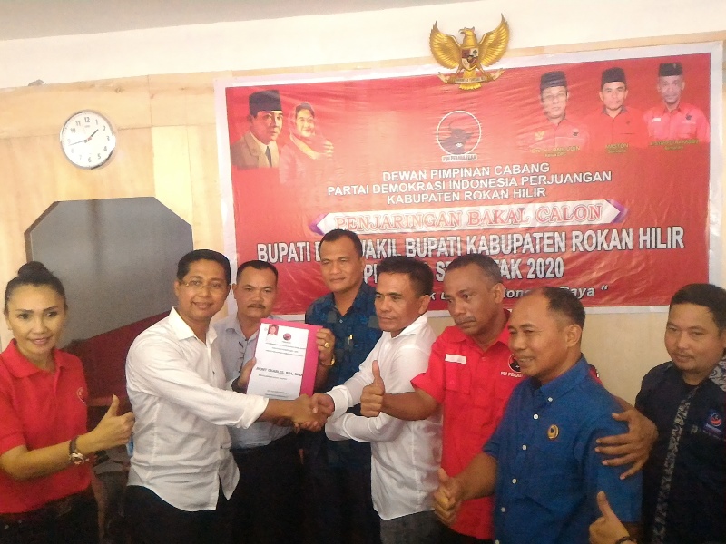 Jhoni Charles Masuk Bursa Penjaringan PDIP Cabup Rokan Hilir