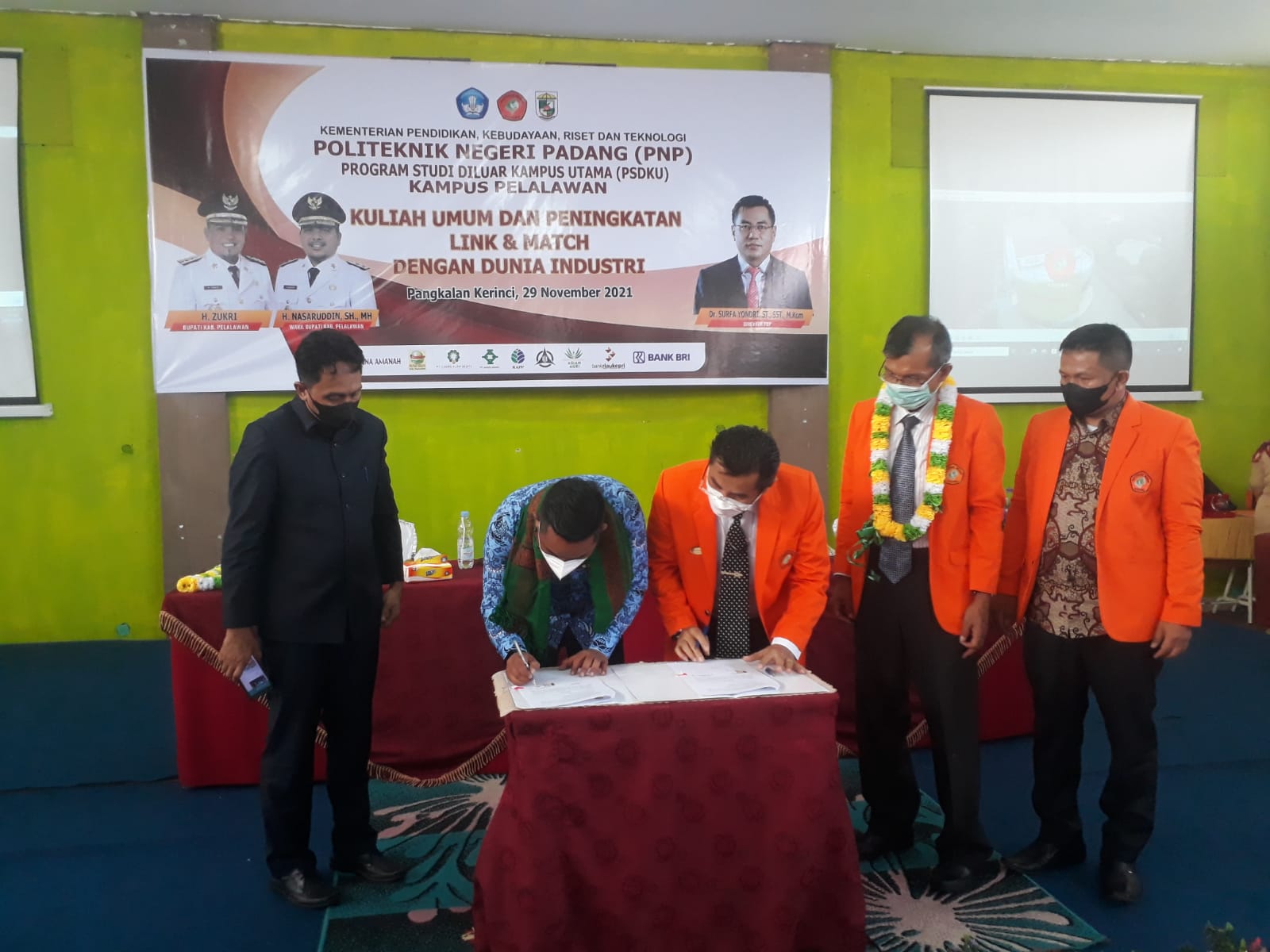 Beri Kuliah Umum, Bupati Zukri Sebut Akan Bangun Kampus Utama PSDKU Pelalawan