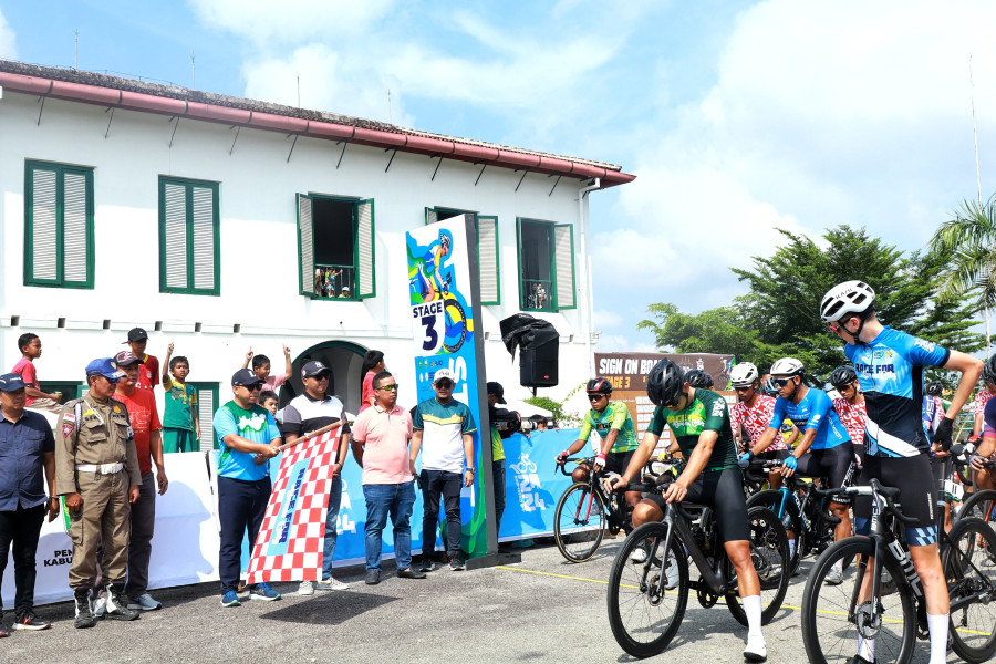 Dilepas Wabup Husni, Etape III City Race Tour De Siak, Miliki Tikungan Tajam Dan Trek Pendek-Pendek