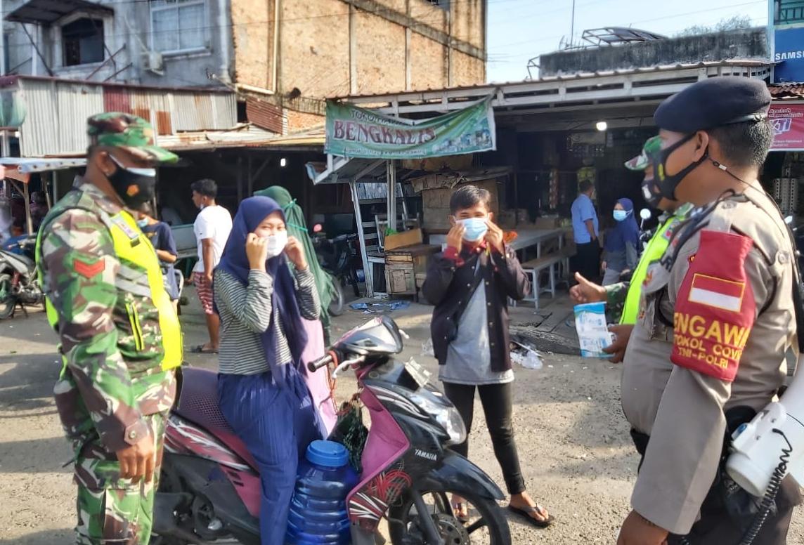 Masa PPKM, Serda Sahidin Jaring 4 Warga Tidak Gunakan Masker