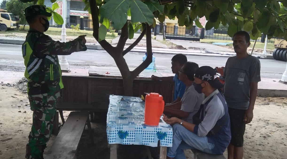 Koptu Togi Sitorus Lakukan Komsos di Perawang Barat