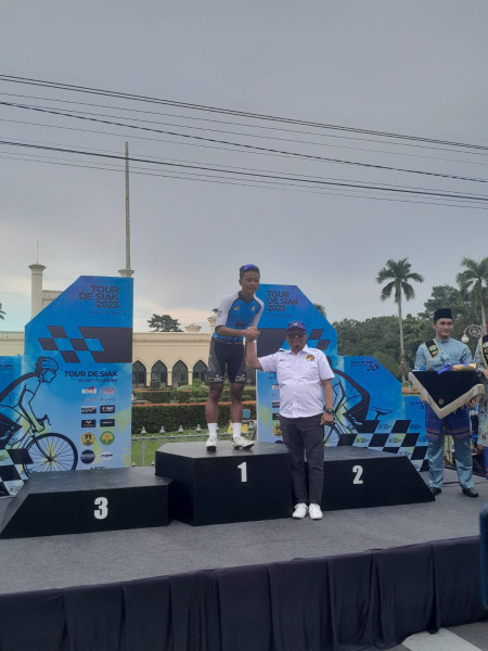 Maulana Astnan Al Hayat Pembalap Indonesia Terbaik di Etape 1