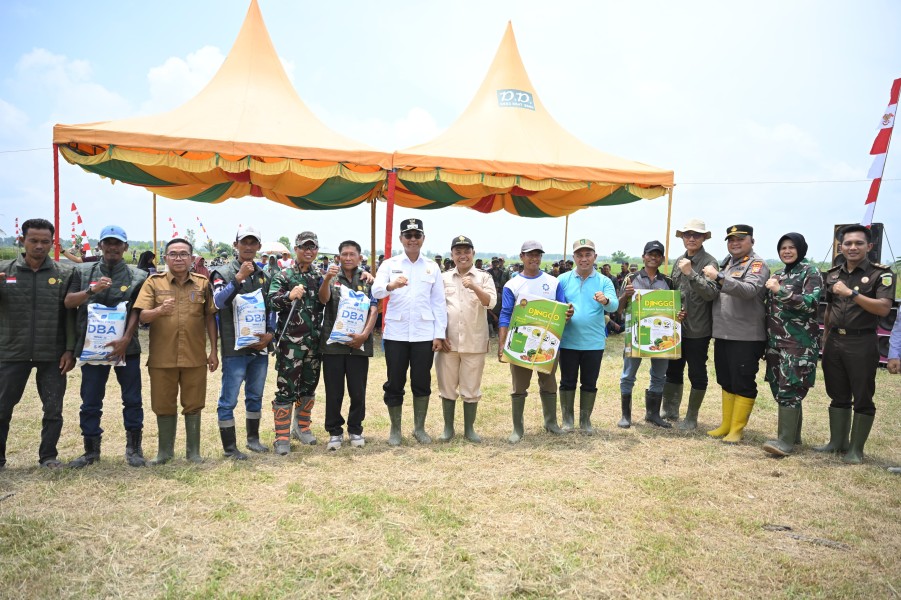 Tinjau Pabrik Kilang Padi Rokan Baru, Wakil Ketua DPRD Rohil Dorong Revitalisasi Kilang Padi