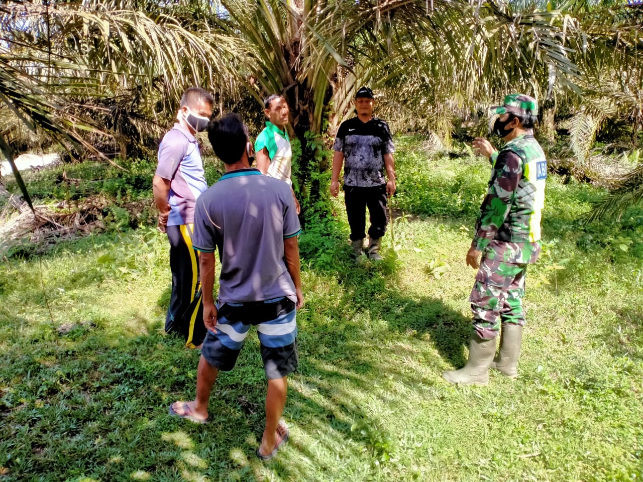 Berdampak Bagi Kesehatan, Serka Edy Suprianto Imbau Masyarakat Untuk Tidak Membakar Lahan