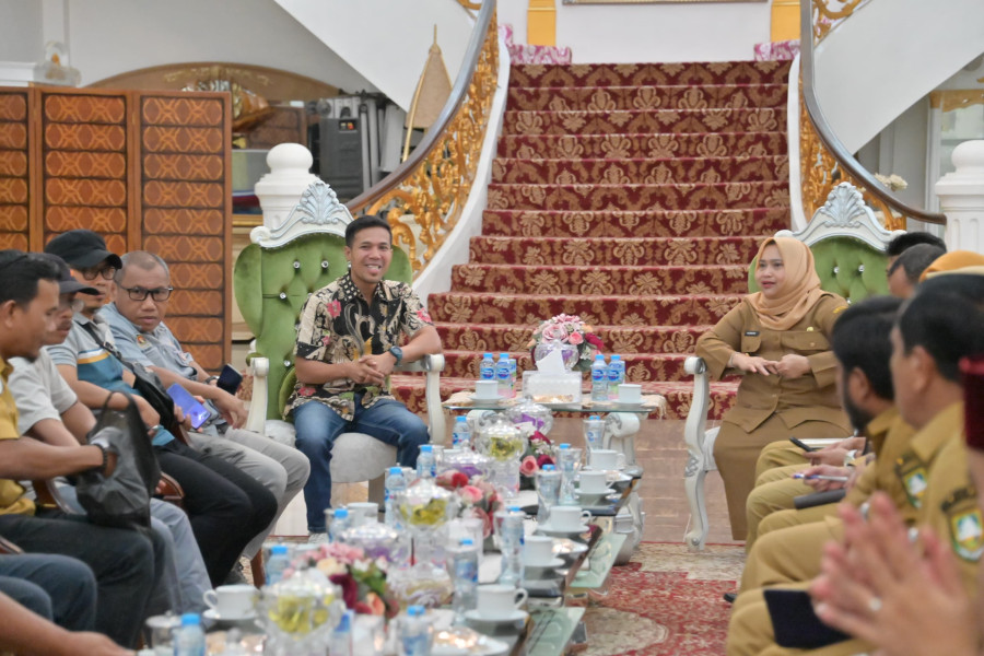 Bahas Pelantikan Pengurus Baru, Bupati Bengkalis Terima Audiensi PWI